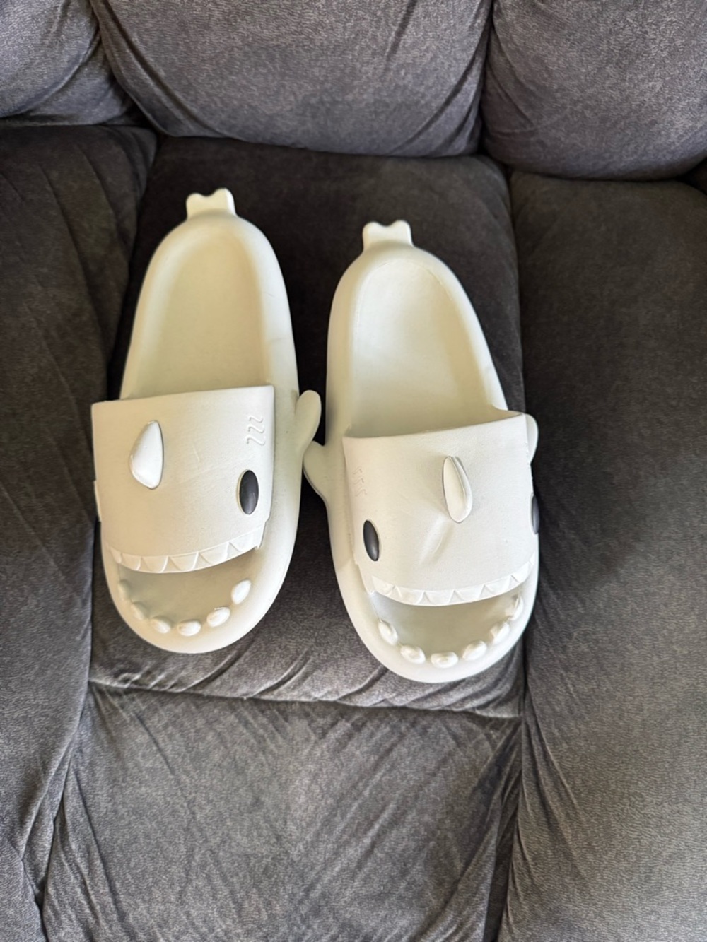 Shark Slides - Lightweight Comfort